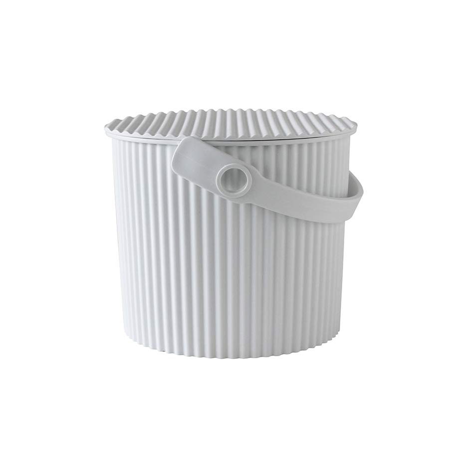 white bucket